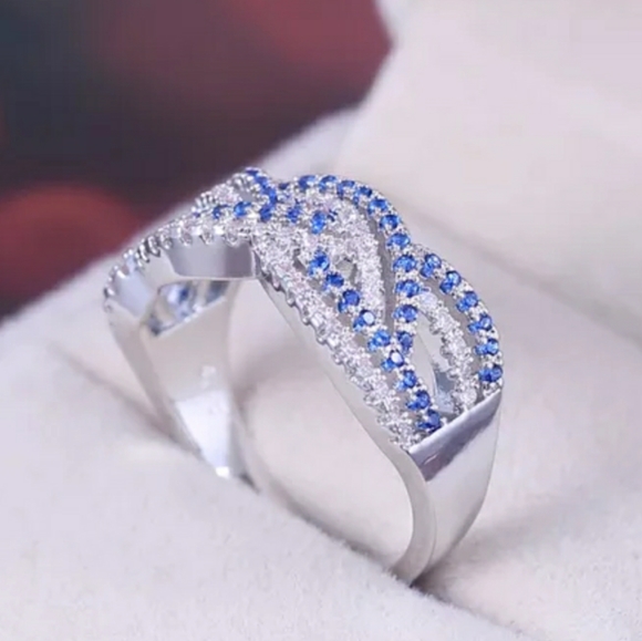 New Silver and Blue Braid Ring - Picture 3 of 6